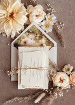 Zaproszenia ślubne Wydzierane Brzegi Zaproszenia ślubne z płatkami złota, delikatne zaproszenia na ślub ze złotem, zaproszenie glamour ze zlotym sznurkiem złote zaproszenia na ślub, 8