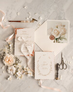 Zaproszenia ślubne Wydzierane Brzegi Darte zaproszenia ślubne z płatkami złota, delikatne zaproszenia na ślub ze złotem, zaproszenie glamour z jedwabną wstążką, obraz kwiaty vintage1