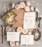 Zaproszenia ślubne Wydzierane Brzegi Wydzierane Zaproszenia ślubne z płatkami złota, delikatne zaproszenia na ślub ze złotem, rustykalne zaproszenia z kwiatami, złote darte zaproszenia na ślub0