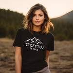 prezenty dla niej góry, las, natura Prezent dla Miłośniczki Gór koszulka z napisem szczytuj ze mną, pomysl na prezent dla niej pod choinkę zestaw z koszulką i termosem, prezent na święta dla dziewczyny koszulka w góry i nie tylko , kreatywny prezent dla córki tatromaniaczki 0