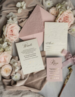 Zaproszenia ślubne z perełkami / tłoczeniem Tłoczone kwiaty na zaproszeniach ślubnych Eleganckie złote zaproszenia ślubne ze wstażką, Złote zaproszenie na ślub z tłoczeniem, zaproszenia na ślub w stylu glamour16