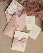 Zaproszenia ślubne z perełkami / tłoczeniem darte złocone zaproszenia ślubne z perełkami, różowe peonie zaproszenie na ślub z perełkam, rwane złocone zaproszenie na ślub cywilny perły i piwonie15