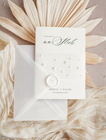 Zaproszenia ślubne z perełkami / tłoczeniem zaproszenia ślubne z perełkami, minimalistyczne zaproszenie na ślub z perełkami i kalką, rwane złocone zaproszenie na ślub cywilny perły0