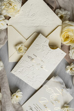 Zaproszenia ślubne z perełkami / tłoczeniem zaproszenia ślubne w kieszonce, eleganckie zaproszenia ślubne z jedwabną wstążką, tłoczone zaproszenia na ślub i wesele, tłoczone złote zaproszenie na ślub11