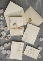 Zaproszenia ślubne z perełkami / tłoczeniem wydzierane zaproszenia na ślub ze złotkiem, darte zaproszenia ślubne z płatkami złota, wytłaczane zaproszenia ślubne 3