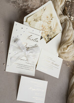Zaproszenia ślubne z perełkami / tłoczeniem złocone zaproszenia ślubne z perełkami, kremowe róże zaproszenie na ślub z perełkam, złote zaproszenie na ślub cywilny perły i jedwabna wstazka15
