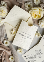 Zaproszenia ślubne z perełkami / tłoczeniem zaproszenia ślubne w kieszonce, eleganckie zaproszenia ślubne z tłoczonymi kwiatami, tłoczone zaproszenia na ślub i wesele, tłoczone zaproszenie ślubne4