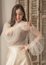 Panna Młoda Bolerka bolerka, narzutki, sweterki bolerko na letni ślub, bolerko z perełkami dla Panny Młodej, bolerko do sukni ślubnej w kolorze ecru, bolerko z szerokimi rękawami15