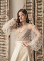 Panna Młoda Bolerka bolerka, narzutki, sweterki bolerko na letni ślub, bolerko z perełkami dla Panny Młodej, bolerko do sukni ślubnej w kolorze ecru, bolerko z szerokimi rękawami19