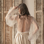 Panna Młoda Bolerka bolerka, narzutki, sweterki bolerko na letni ślub, bolerko z perełkami dla Panny Młodej, bolerko do sukni ślubnej w kolorze ecru, bolerko z szerokimi rękawami8