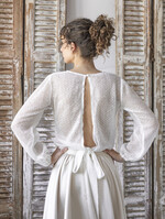 Panna Młoda Bolerka bolerka, narzutki, sweterki Bolerko z odkrytymi plecami, eleganckie bolerko ślubne, bolerko do sukni ślubnej, delikatne bolerko ślubne, letnia narzutka ślubne 4