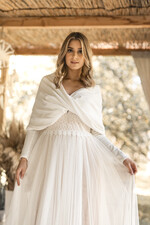 Panna Młoda Bolerka bolerka, narzutki, sweterki Kremowe  Bolerko Ślubne Welurowe - Etola Ślubna z Rękawkami - Narzutka I Rękaw w kolorze Kremowym0