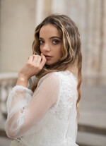 Panna Młoda Bolerka bolerka, narzutki, sweterki Delikatne szyfonowe bolerko ślubne z dlugim rekawem,  Bolerko ślubne Boho z odkrytymi plecami, delikatna mgiełka1