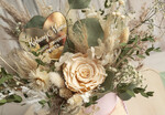 Prezenty dla Mamy flowerboxy, box ze słodyczami  kwiaty prezent dla Mamy z okazji dnia Matki, box kwiatowy dla mamy, kompozycja z suszonych kwiatów pomysł na prezent dla mamy, wieczne róże, flower box dla mamy3