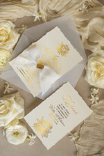 Zaproszenia na Komunię dla Dziewczynki dziewczynka  zaproszenia na Komunię ze złotym serduszkiem, złote zaproszenia na Komunię, Zaproszenia na Komunię dla dziewczynki, Eleganckie zaproszenia Komunijne ze złotymi literami i wstążką6