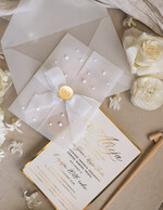 Zaproszenia na Komunię  dziewczynka  Perełkowe zaproszenia komunijne dla dziewczynki, zaproszenia na komunię z perełkami, złote zaproszenia na komunię, zaproszenia na Pierwszą Komunię1