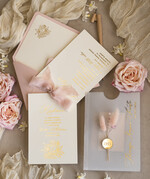 Zaproszenia na Komunię  dziewczynka  komunijne złote zaproszenia z kwiatkami, zaproszenia na Pierwszą komunię w kieszonce ze wstążką, zaproszenia na komunię dla dziewczynki, zaproszenie w kieszonce na komunię 9