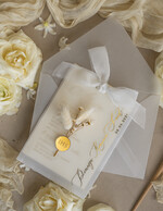 Zaproszenia na Komunię  dziewczynka  Eleganckie zaproszenia komunijne dla dziewczynki, zaproszenia na komunię z kwiatami, złote zaproszenia na komunię, zaproszenia na Pierwszą Komunię10