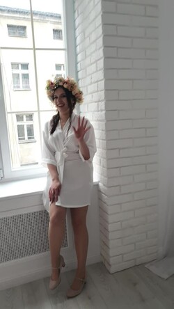 Szlafroki Ślubne z Napisami Szlafrok Ślubny dla Panny Młodej  Satynowy szlafrok złote napisy Imię Panny Młodej, Podomka Ślubna z Imieniem Panny Młodej 1