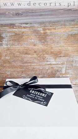 Prezenty dla świadków boxy prezentowe dla Świadka  pudełko prezentowe dla świadka czy zostaniesz moim świadkiem, etykieta na butelkę, box dla świadka z czekoladą i piersiówką, prezent dla świadka1