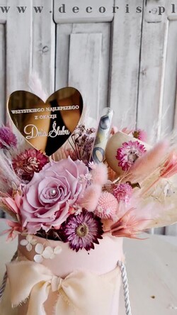  Prezenty dla Młodej Pary  flowerbox, kartki z życzeniami, pudełka na prezenty prezent dla Pary Młodej flowerbox z suszonych kwiatów, pomysł na wręczenie pieniędzy Parze Młodej, kwiaty dla Pary Młodej w pudełku, kompozycja z suszonych kwiatów 1