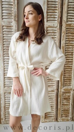 Szlafroki Ślubne z Napisami Szlafrok Ślubny dla Panny Młodej muślinowy szlafrok dla Panny Młodej, przewiewny szlafrok bawełna 100 %, szlafrok dla Panny Młodej na sesję zdjęciową, muślin w kolorze ecru1