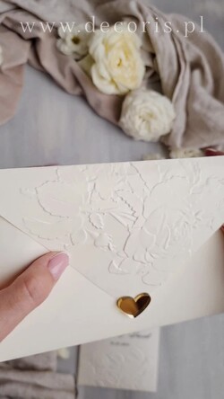 Zaproszenia ślubne z perełkami / tłoczeniem zaproszenia ślubne w kieszonce, eleganckie zaproszenia ślubne z jedwabną wstążką, tłoczone zaproszenia na ślub i wesele, tłoczone złote zaproszenie na ślub1